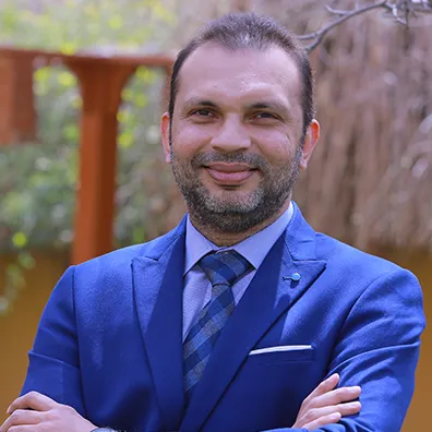 Dr. Naveed Yousuf